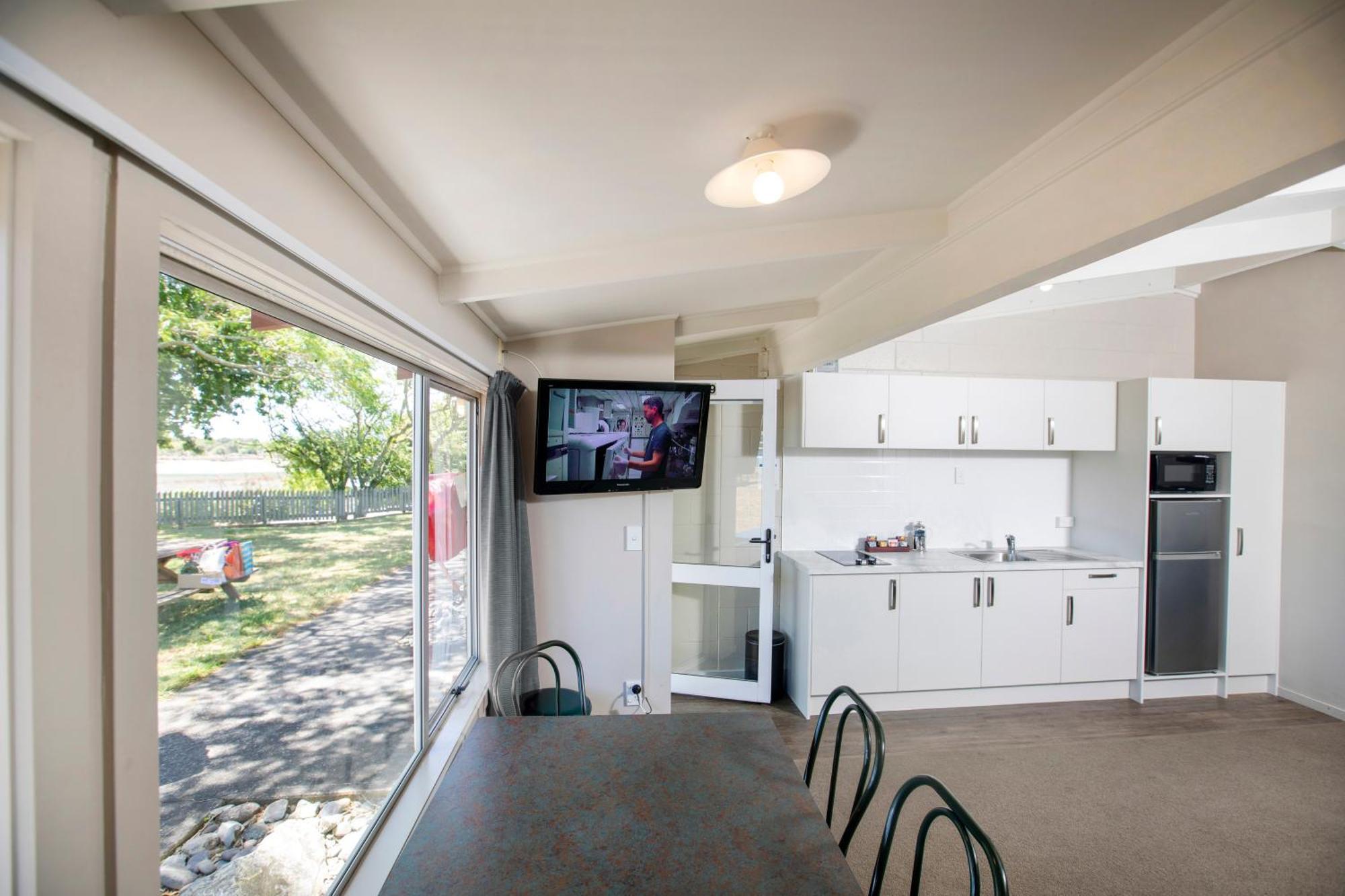 Tahuna Beach Holiday Park Nelson Esterno foto